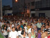 Procissão reúne cristãos em Maceió