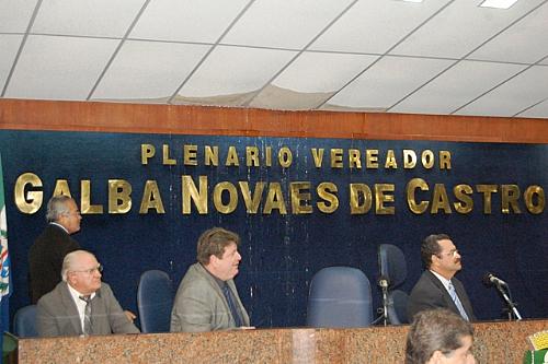 Teto do plenário da Câmara de Vereadores de Maceió virou 'cachoeira'