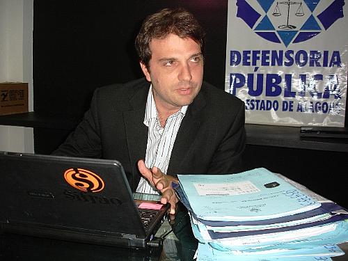 Defensor público Ricardo Melro