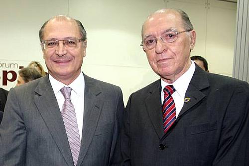 Governador Geraldo Alckmin e o presidente do ClasSaúde 2011, Humberto Gomes de Melo