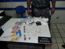 Força Nacional apreende drogas e prende traficantes no Jacintinho e Bom Parto