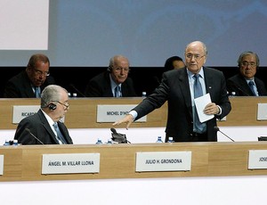 Suíço Joseph Blatter foi reeleito durante o 61º congresso da Fifa