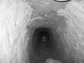 Túnel estava sendo escavado a partir da cela 10