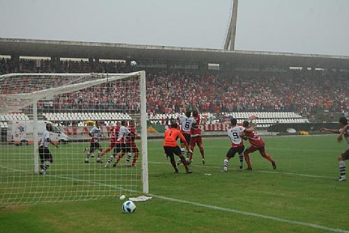 CRB e Guarany/CE dispuraram a partida no Estádio Rei pelé
