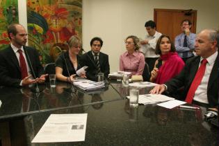 Integrantes do Mov. pela Criação da Defensoria de SC em reunião com deputados