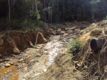 Nova Friburgo e Petrópolis monitoram rios como uma das medidas de prevenção de novas tragédias.