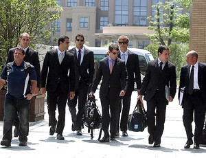 Equipe brasileira na chegada ao julgamento