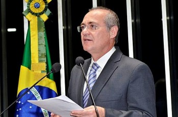 Renan Calheiros aplaude redução de desigualdade social no Brasil