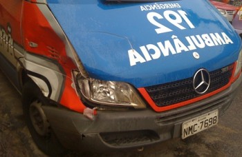 Ambulância atropela e mata homem em Taquarana