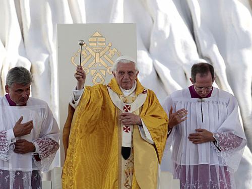 Papa anuncia visita ao Rio de Janeiro em 2013