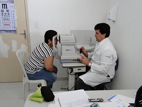 População de Colônia Leopoldina recebe atendimento oftalmológico