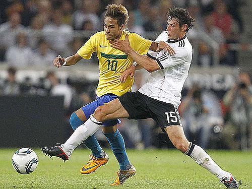 Neymar pouco pode fazer contra a forte seleção da Alemanha