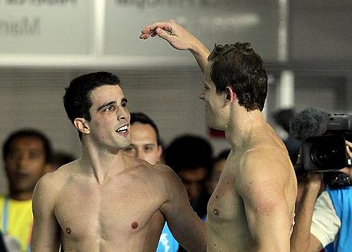Bruno Fratus e Cielo celebram a dobradinha brasileira na prova mais rápida da natação mundial