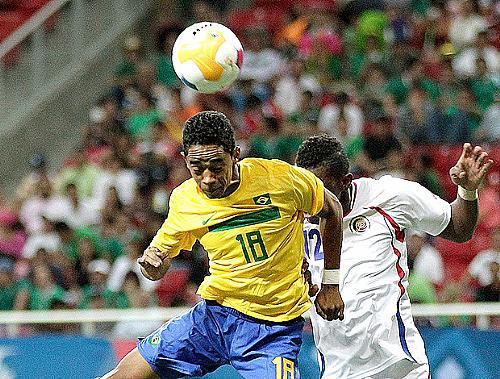Felipe Amorim passou em branco na derrota da Seleção sub-20 para a Costa Rica