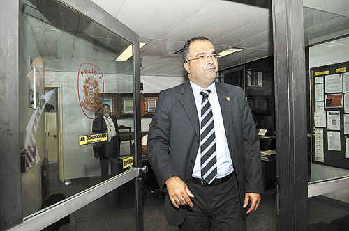 O diretor da Polícia Legislativa do Senado, Pedro Ricardo Carvalho, afirma que "a Casa está vulnerável"