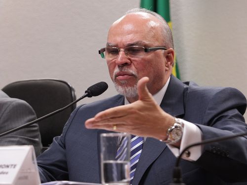 Mário Negromonte diz em sua carta de demissão que a presidente Dilma sempre poderá contar com ele
