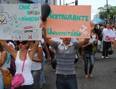 Estudantes da Uncisal voltam a protestar