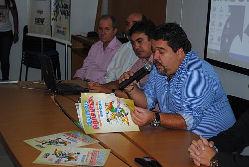 Álbum de figurinhas do Campeonato Alagoano é lançado em Maceió