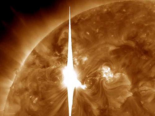 Imagem fornecida pela Nasa mostra ‘labareda’ solar já em direção à Terra.