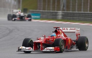 Fernando Alonso levou desacreditada Ferrari à vitória na Malásia