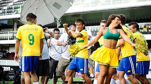 Neymar dançando
