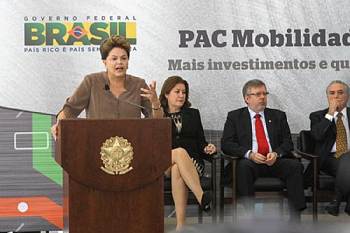 Dilma Rousseff reuniu gestores no Palácio do Planalto, em Brasília.