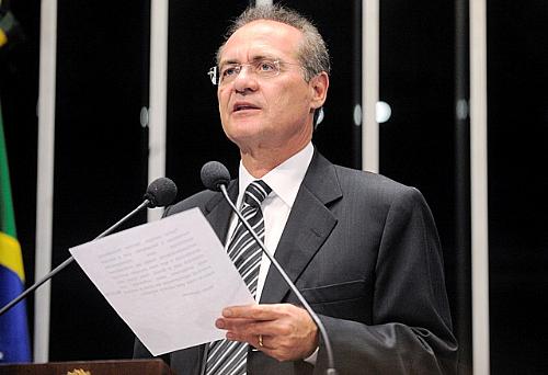 Na tribuna do Senado, Renan elogia medidas adotadas pela equipe econômica