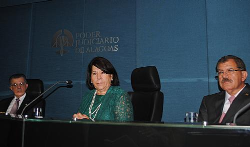 Ministra Eliana Calmon foi elogiada pelo Tribunal de Justiça de Alagoas