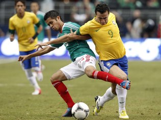 Atuações pela seleção brasileira valorizaram ainda mais Leandro Damião