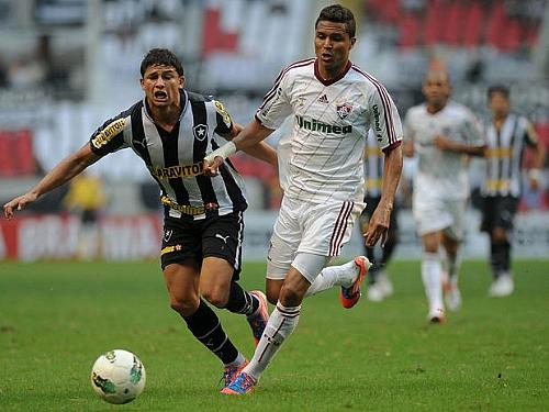Fluminense abriu o marcador, mas o Botafogo buscou o empate no Engenhão