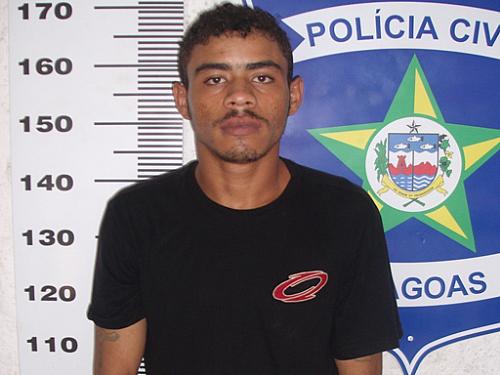 José Gustavo dos Santos Lima, 22