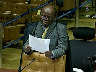 Relator votou também pela absolvição do ex-ministro Luiz Gushiken.