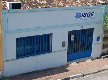 Homens armados assaltam agência do IBGE em São Miguel