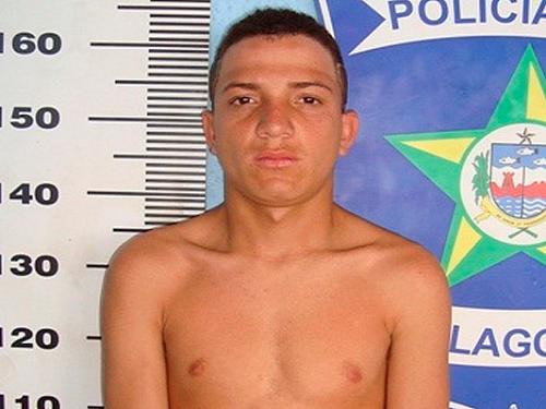 Davi Gomes foi flagrado com cocaína e 172 gramas de maconha