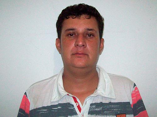Marcelo Dionísio foi preso com revolver, após uma denúncia anônima