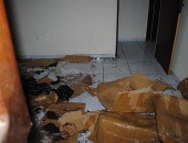 A polícia apreendeu mais de 100 kg de maconha em uma residência na Serraria