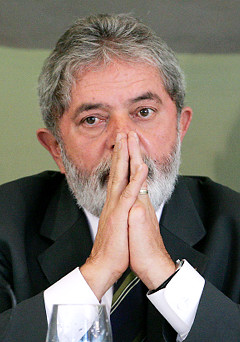 Essa é a única ação contra Lula na Justiça que, indiretamente, o envolve ao escândalo.