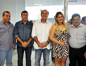 Desembargador Washington Luiz, Cristiano Matheus, senador Renan, prefeita Mellina e Edgar Barros, na inauguração da APS
