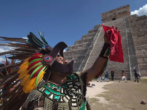 Guerreiro asteca. A profecia do fim do mundo é maia, mas todos os sítios pré-hispânicos no México têm programação especial para esta sexta-feira Victor