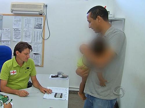 Conselheiro resgata criança da rua e busca vaga em abrigo de Cuiabá