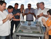 Nova avenida de Arapiraca foi inaugurada com a presença do senador Renan