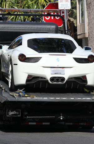 Justin Bieber teve Ferrari apreendida na semana passada; segundo TMZ, cantor não estava no veículo no momento do incidente