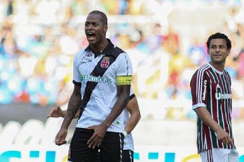 O Vasco, de Dedé, empatou com o Fluminense, de Fred, neste sábado, no Engenhão