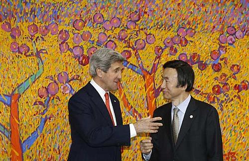 O secretário de Estado dos EUA, John Kerry, encontra seu colega sul-coreano Yun Byung-se nesta sexta-feira (12) em Seul