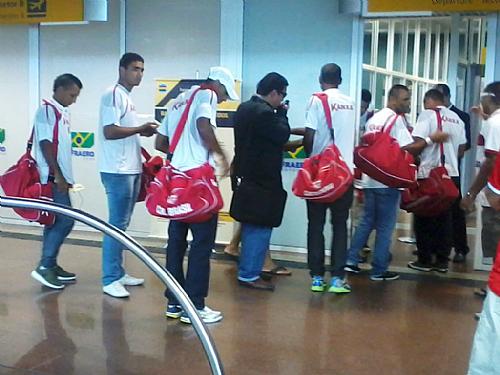 Delegação do CRB viajando para o Rio