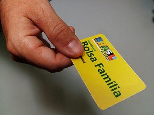 Homem tentou pagar programa com cartão do Bolsa Família