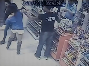 Antes de ser espancapado, lutador agrediu jovem em loja de conviência