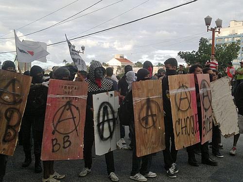 Mascarados eram maioria em protesto ocorrido no Recife,