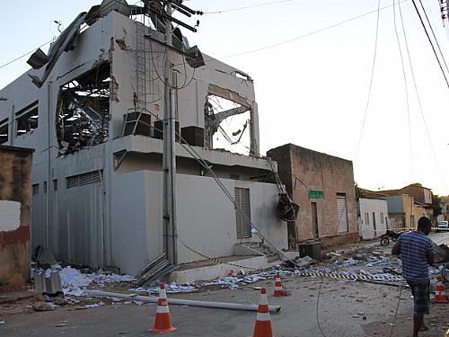 Agência do Banco do Brasil, em Taguatinga, TO, foi destruída após assalto