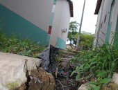 Os moradores reclamam da falta de saneamento e pavimentação da Avenida Cruzeiro do Sul